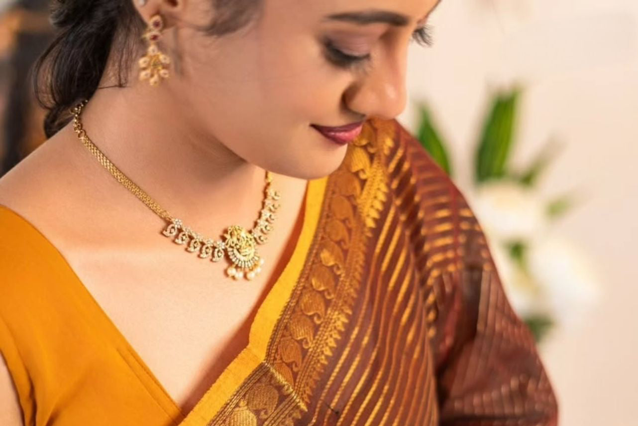 Kanchi Cotton Weaver